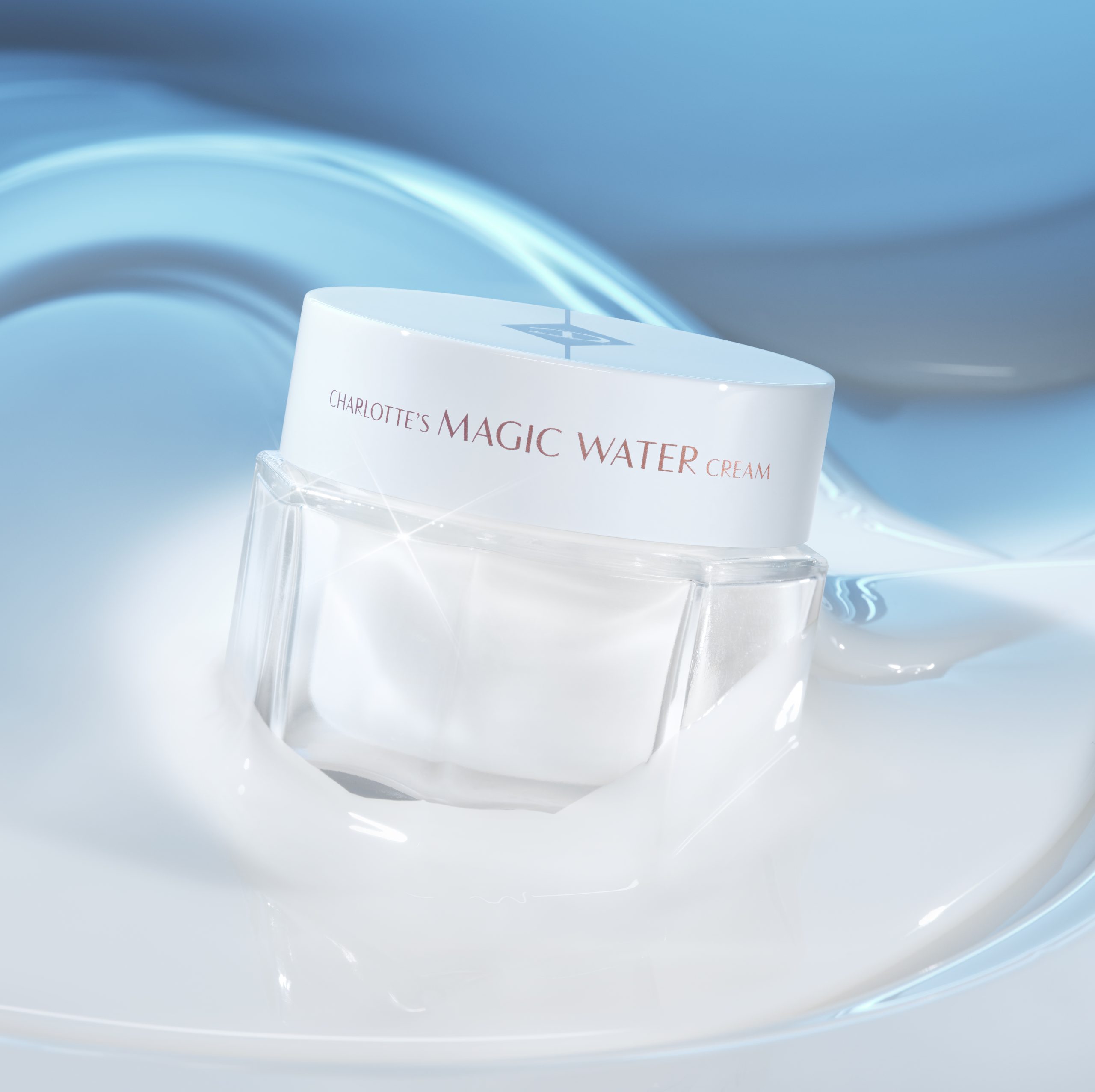 SKINCARE KIT CHARLOTTE’S MAGIC SERUM & WATER CREAM DUO - Image 6