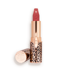 GLOWING JEN HOT LIPS 2